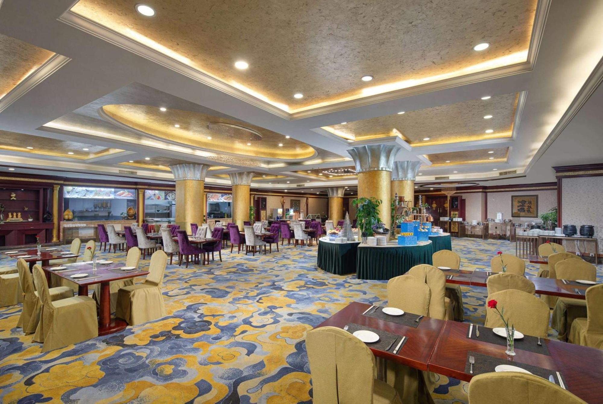 Hotel Ramada Plaza By Wyndham Chongqing West Esterno foto
