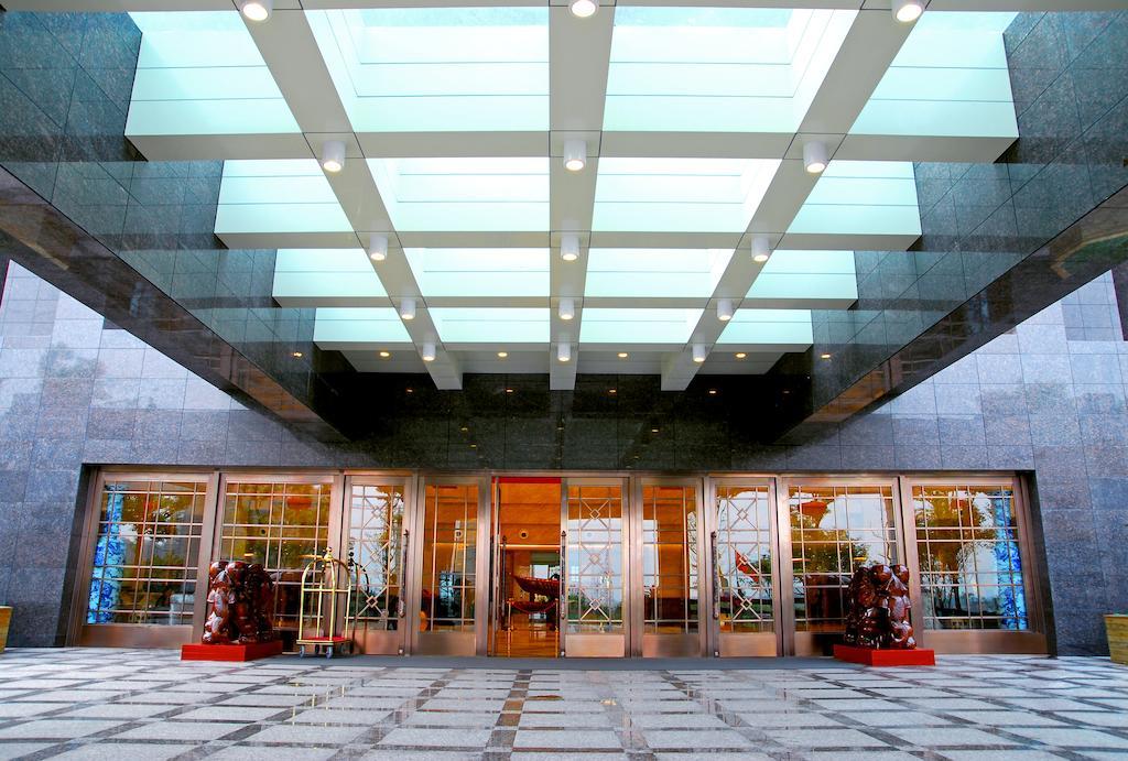 Hotel Ramada Plaza By Wyndham Chongqing West Esterno foto