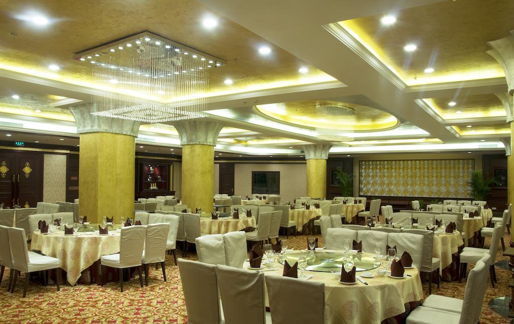 Hotel Ramada Plaza By Wyndham Chongqing West Esterno foto